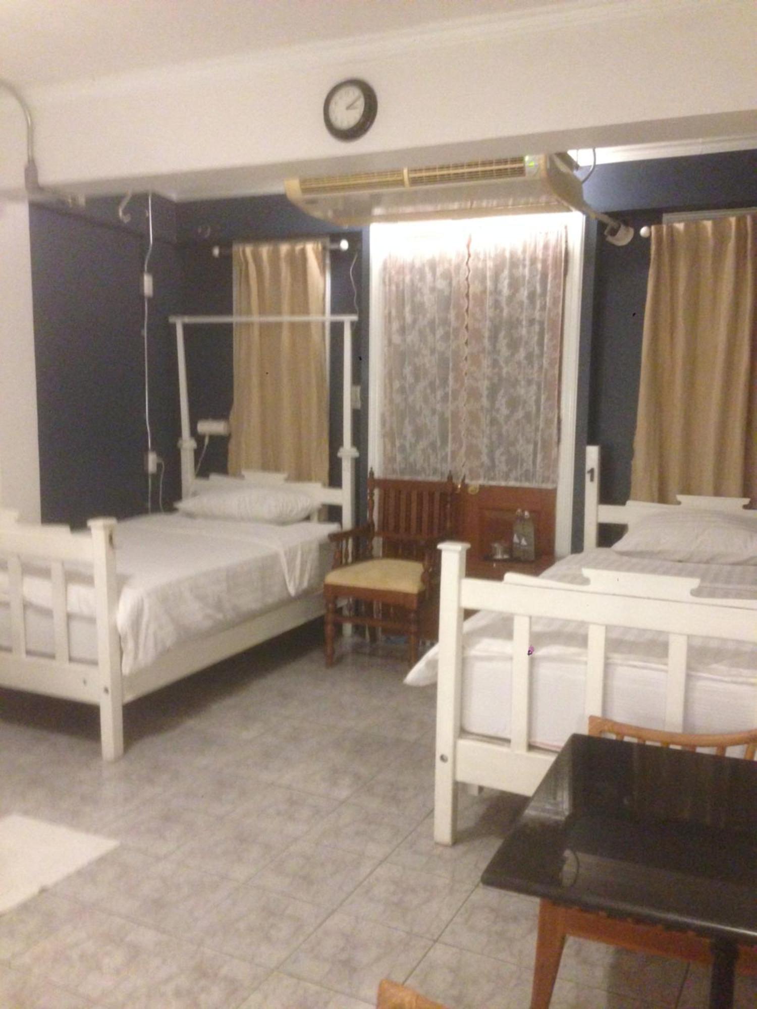 Bed In Town Vandrerhjem Chiang Mai Eksteriør bilde